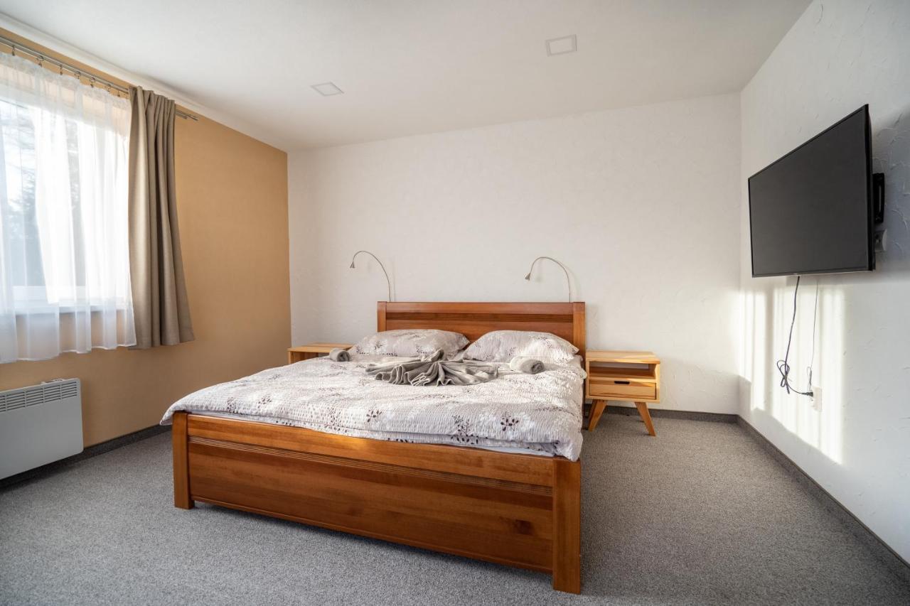 Apartmany Janka + Camp Бешенёва Экстерьер фото