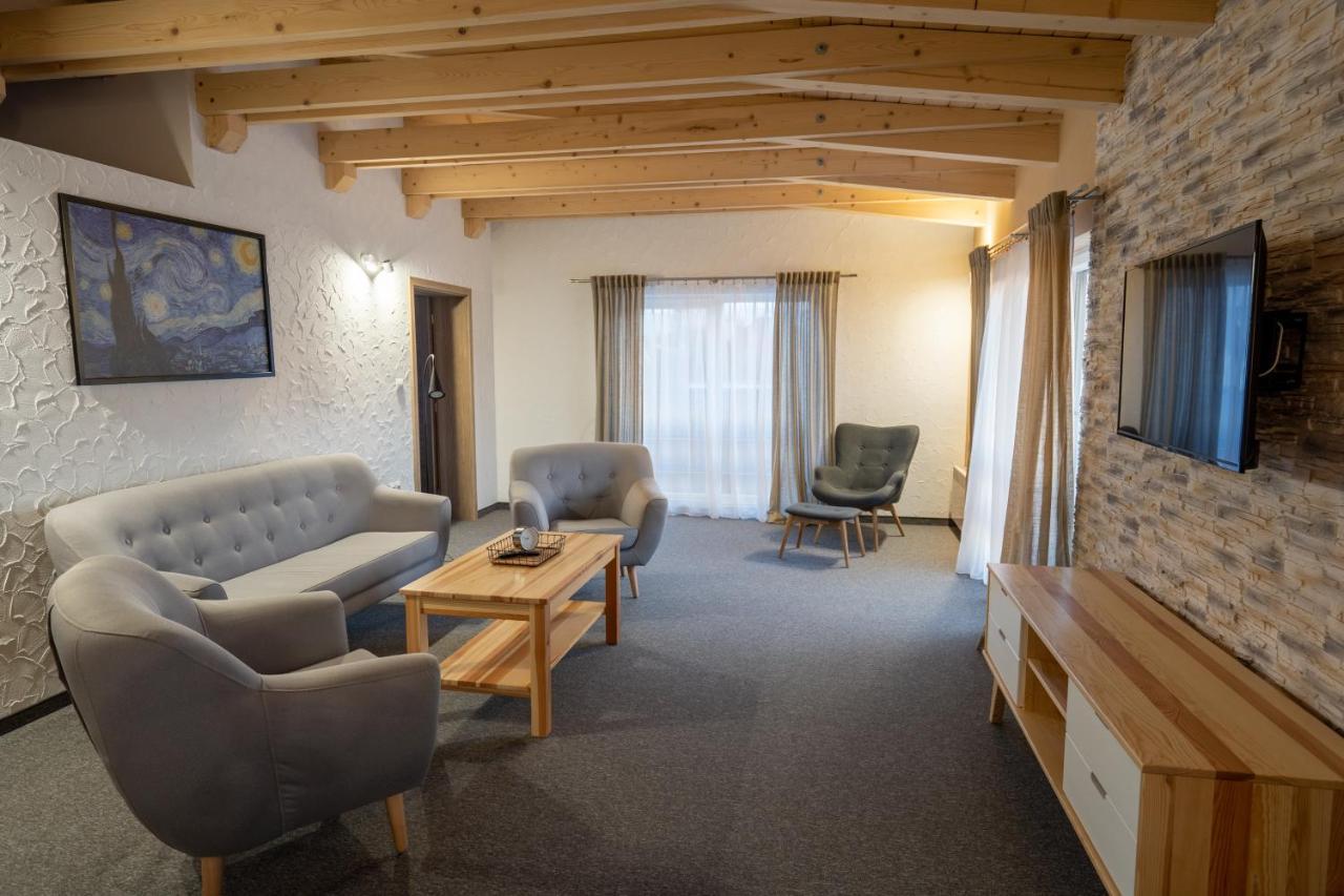 Apartmany Janka + Camp Бешенёва Экстерьер фото