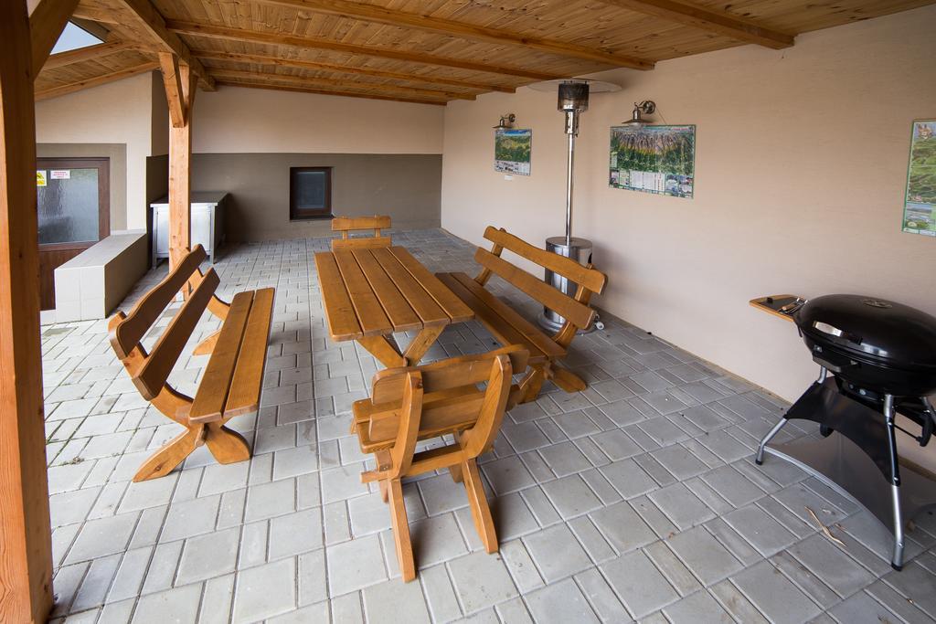 Apartmany Janka + Camp Бешенёва Экстерьер фото
